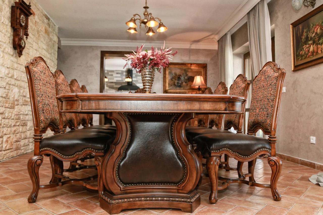 Villa Carolus-Luxurious Istrian Villa Barat  Dış mekan fotoğraf