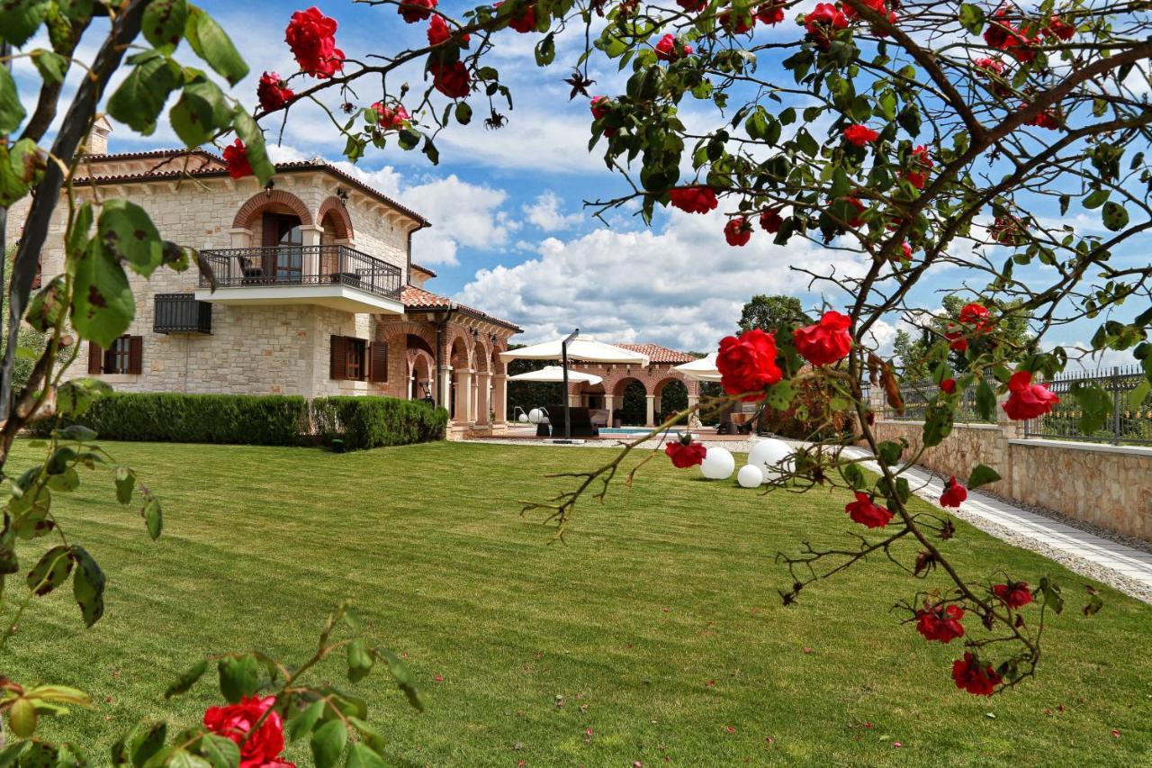 Villa Carolus-Luxurious Istrian Villa Barat  Dış mekan fotoğraf