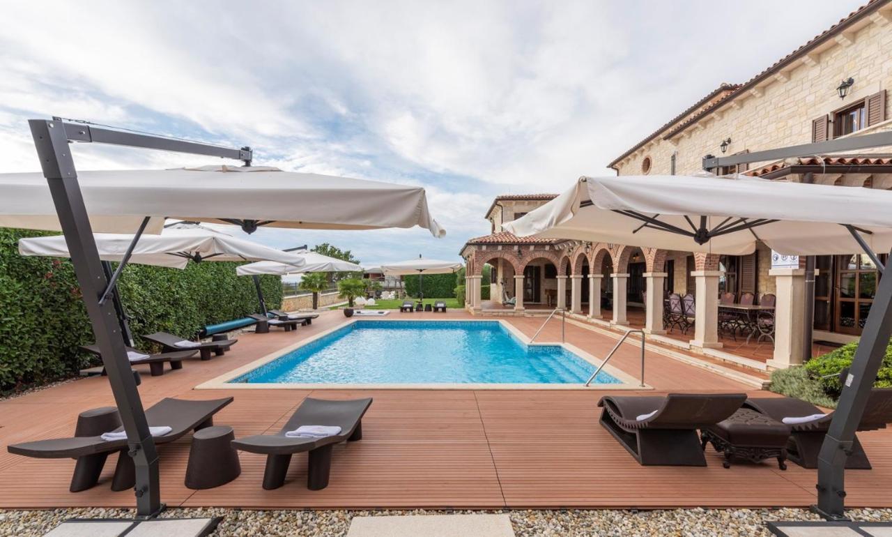 Villa Carolus-Luxurious Istrian Villa Barat  Dış mekan fotoğraf