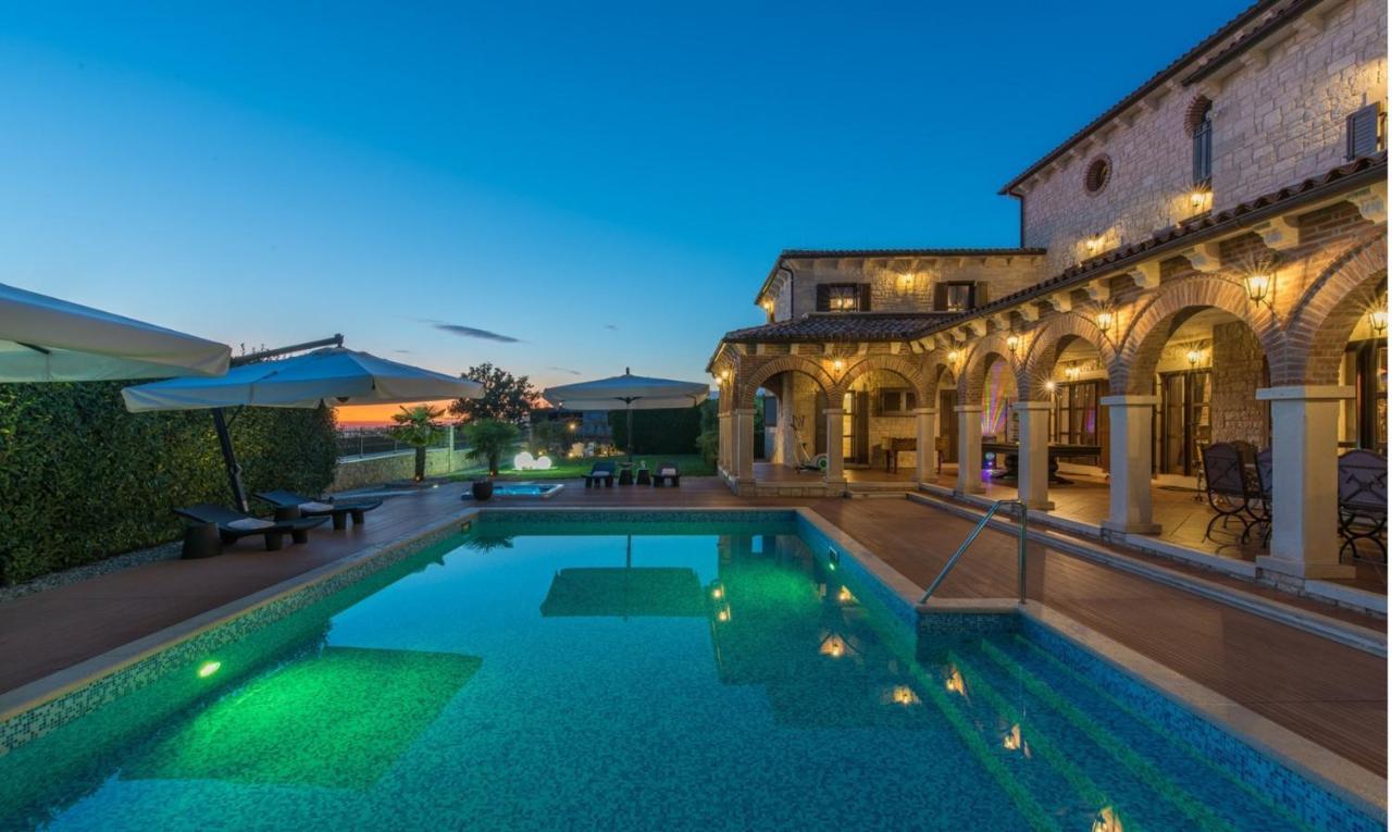 Villa Carolus-Luxurious Istrian Villa Barat  Dış mekan fotoğraf