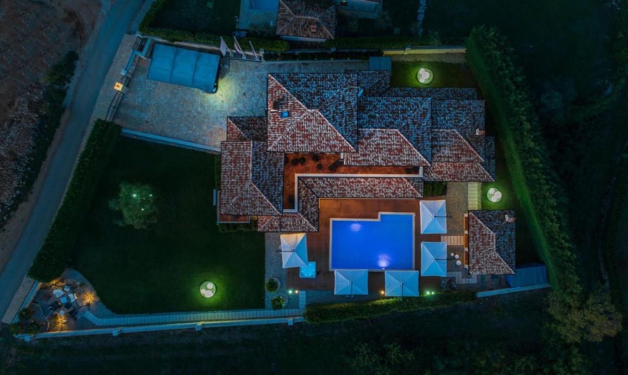 Villa Carolus-Luxurious Istrian Villa Barat  Dış mekan fotoğraf