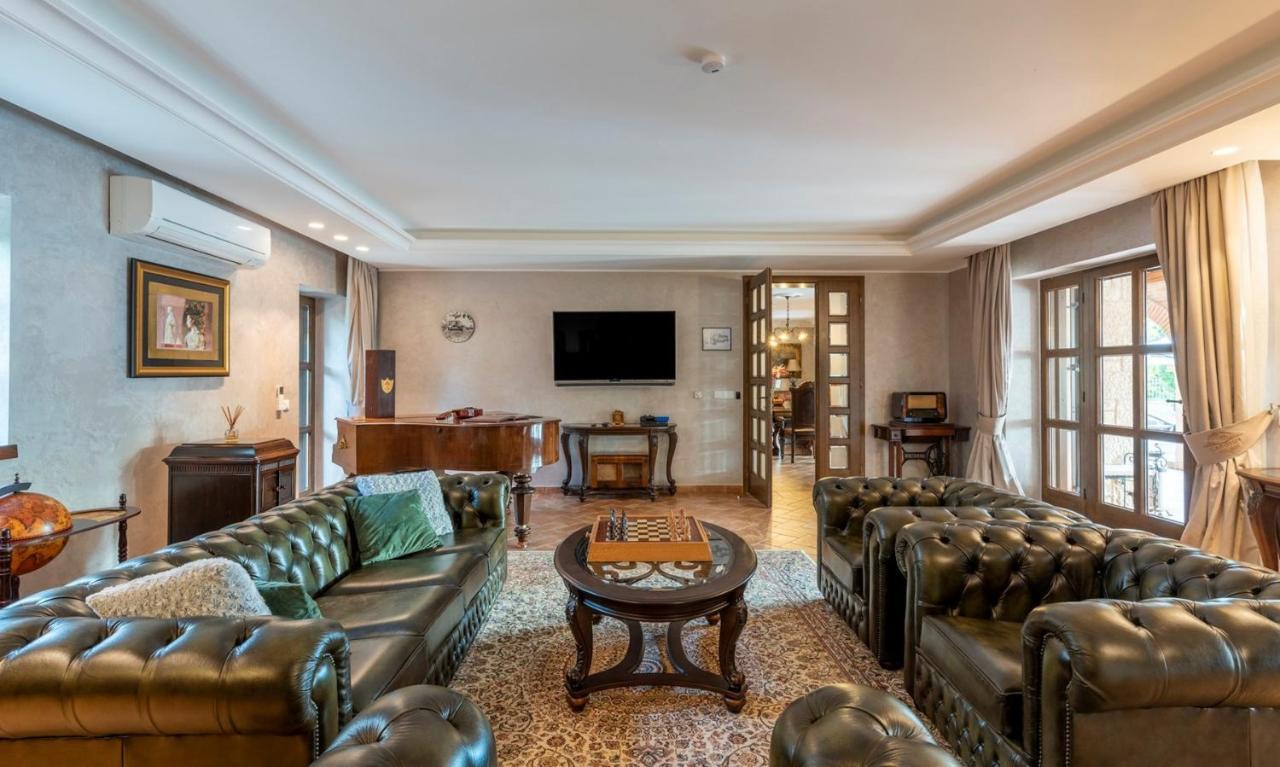 Villa Carolus-Luxurious Istrian Villa Barat  Dış mekan fotoğraf