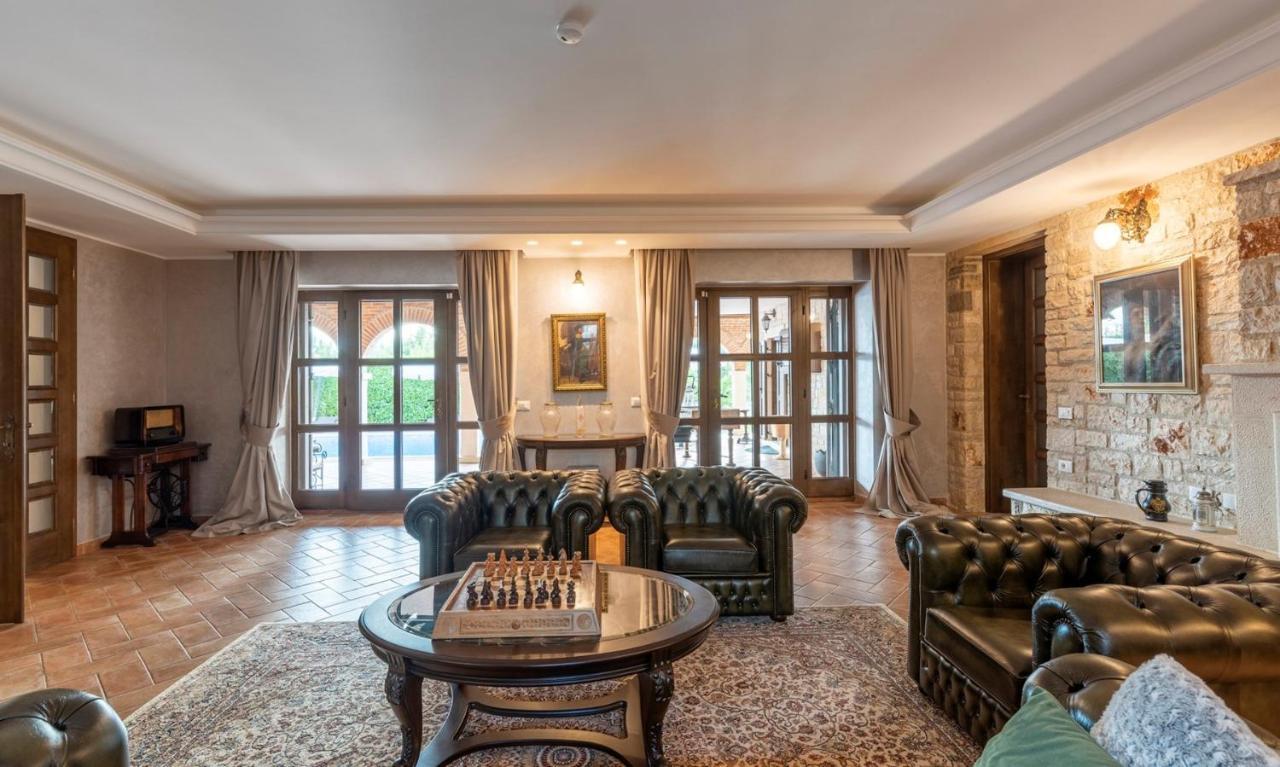 Villa Carolus-Luxurious Istrian Villa Barat  Dış mekan fotoğraf