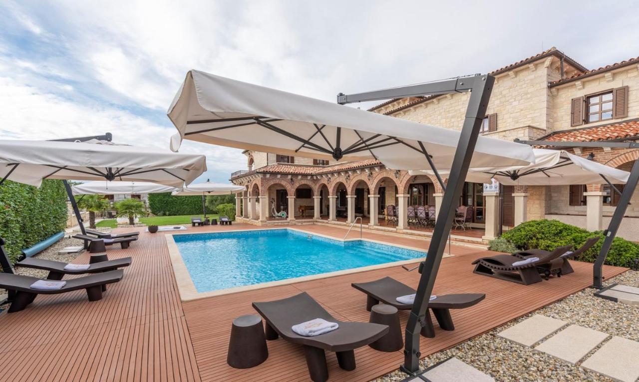 Villa Carolus-Luxurious Istrian Villa Barat  Dış mekan fotoğraf