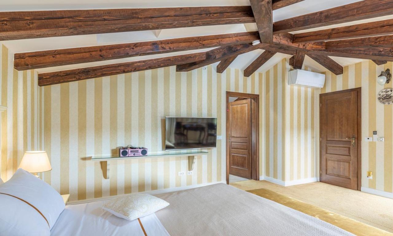 Villa Carolus-Luxurious Istrian Villa Barat  Dış mekan fotoğraf