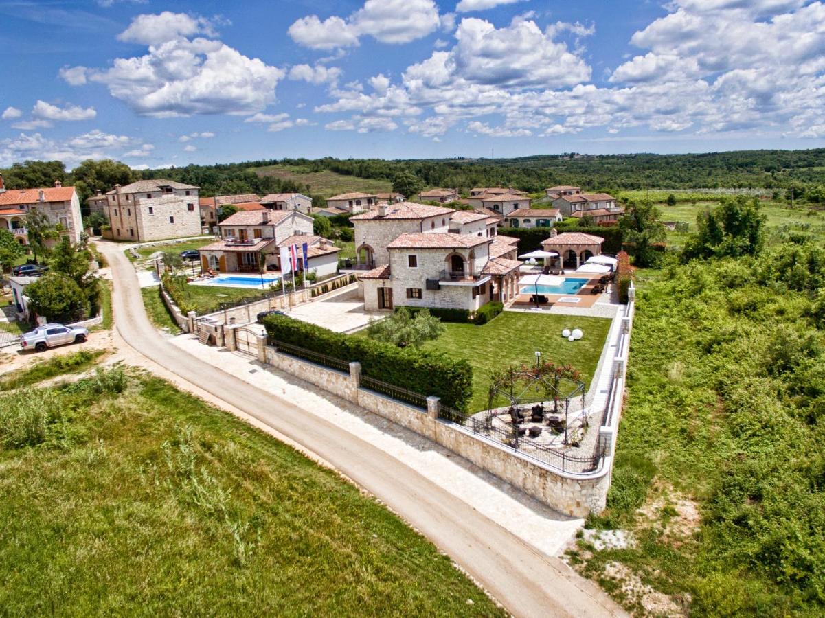 Villa Carolus-Luxurious Istrian Villa Barat  Dış mekan fotoğraf
